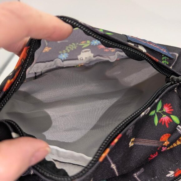 JANSPORT Belt Bag/ Cross Body; Dia de los Muertos design; VERY CLEAN - Picture 6 of 8